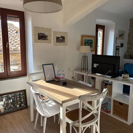 Castle With View 아파트 *